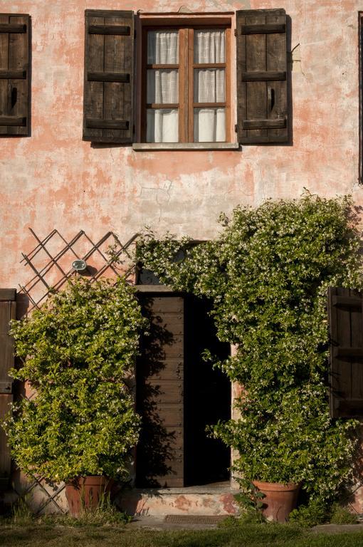 Cascina Rosa B&B Grazzano Badoglio Ruang foto